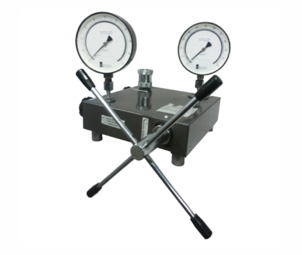 Comparison test pump for calibrating pressure gauges and industrial instruments from Opal Industrial Solutions